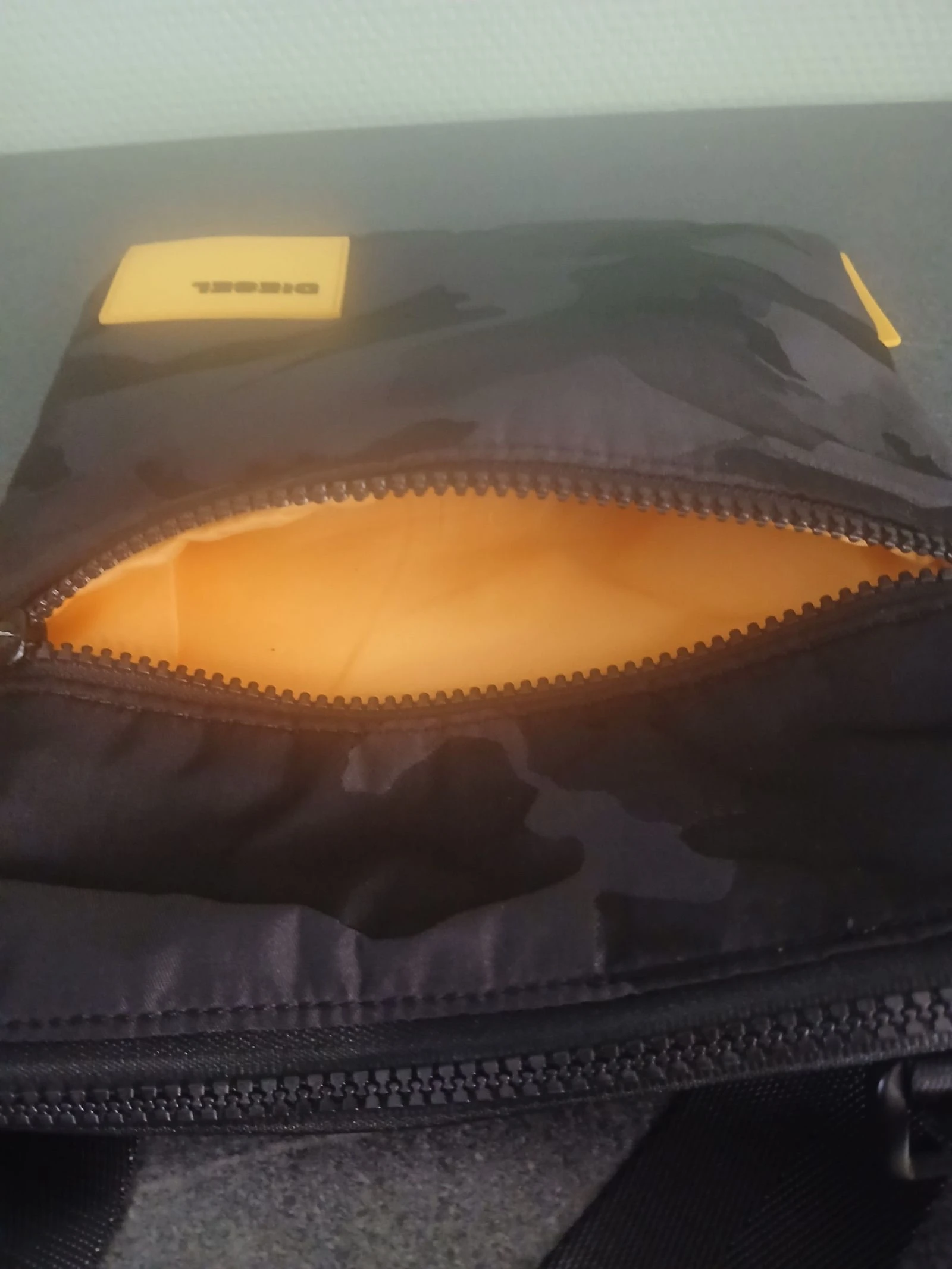 Diesel Satchel – photo 4